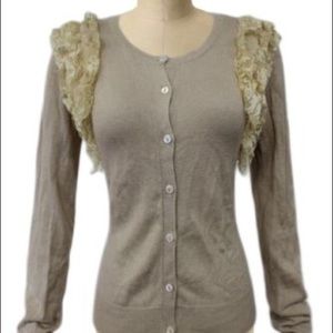 ✨Anthropologie Lil Ruffled Cardigan✨